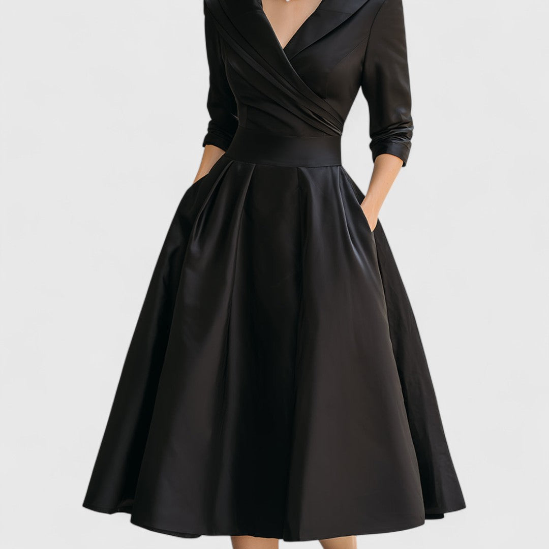 Emily & Isabella Brooks | Flattering Midi Dress