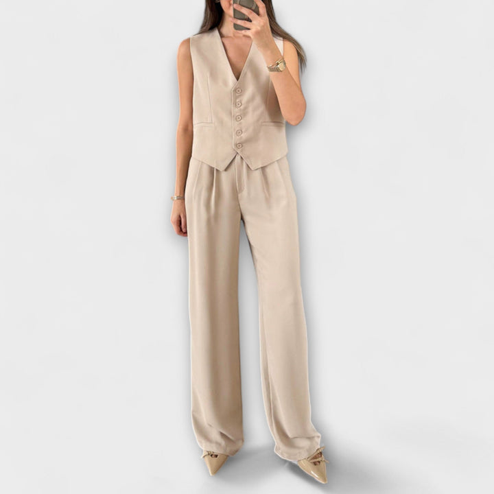 Emily & Isabella Brooks | Solid Color V-Neck Vest and Pants Two-Piece Set