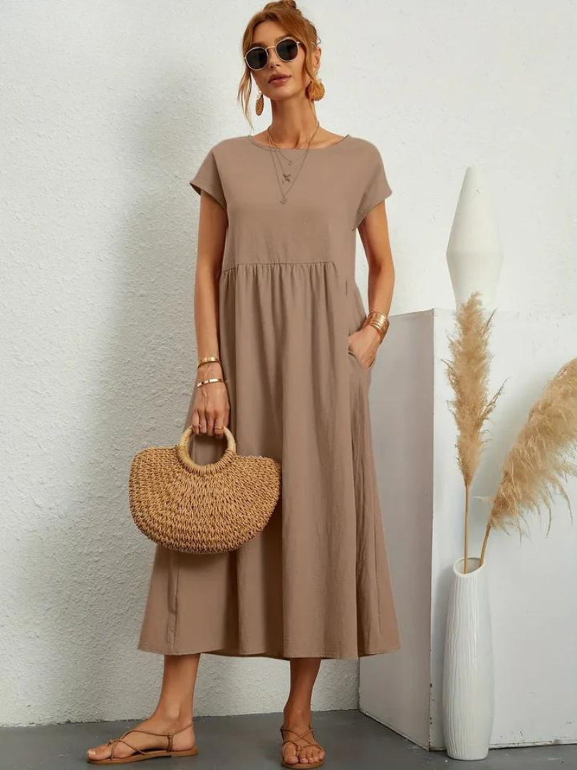 Emily & Isabella Brooks | Midi Dress