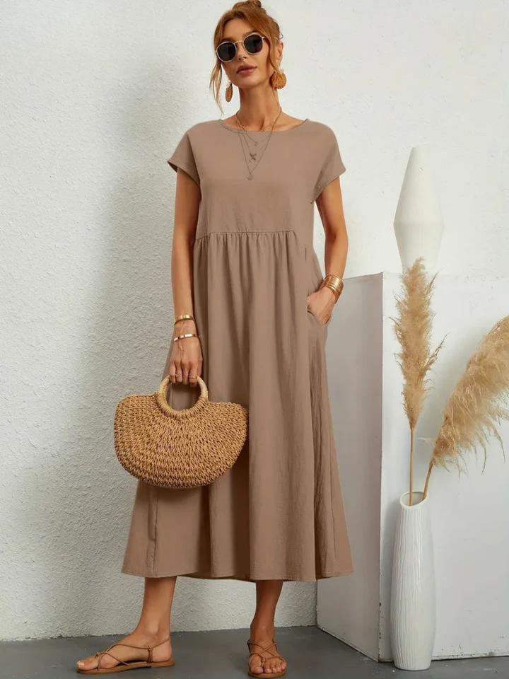 Emily & Isabella Brooks | Midi Dress