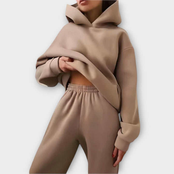 Emily & Isabella Brooks | Cozy Jogging Suit