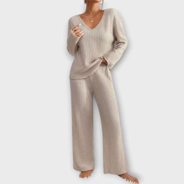 Emily & Isabella Brooks | Cozy Two-Piece Set