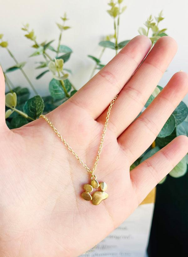 Emily & Isabella Brooks | Gold-Plated Necklace with Charm