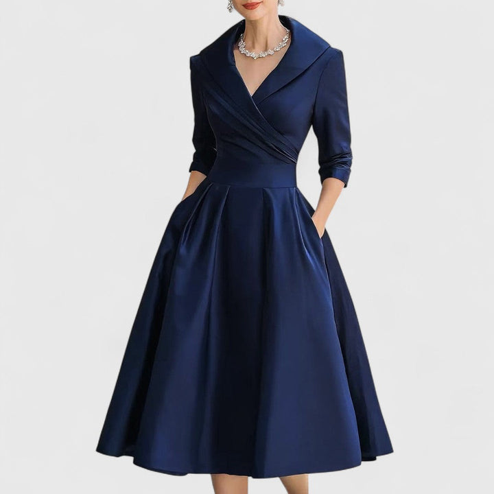 Emily & Isabella Brooks | Flattering Midi Dress