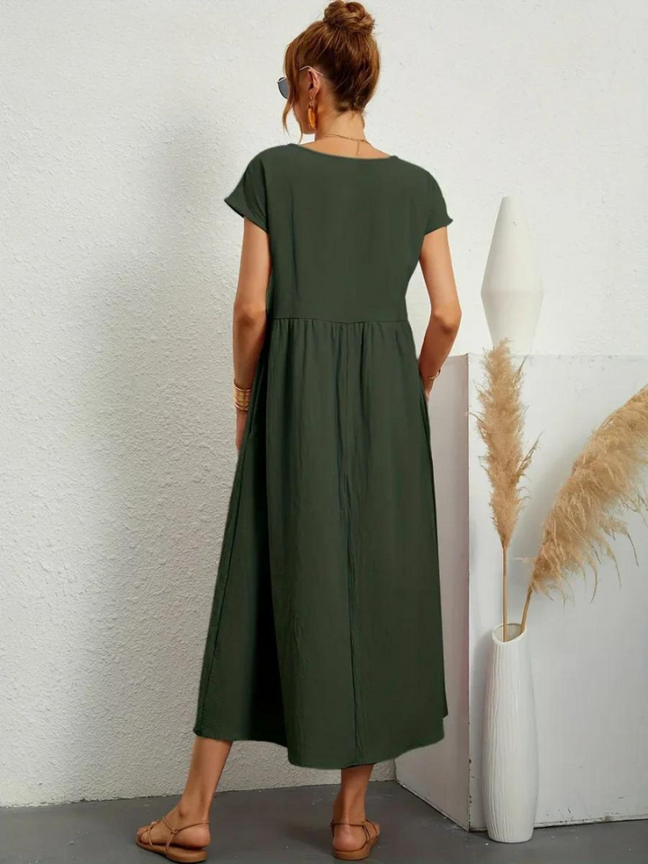 Emily & Isabella Brooks | Midi Dress
