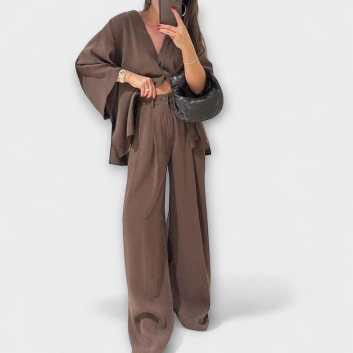 Emily & Isabella Brooks | Casual V-Neck Top and Pants Set