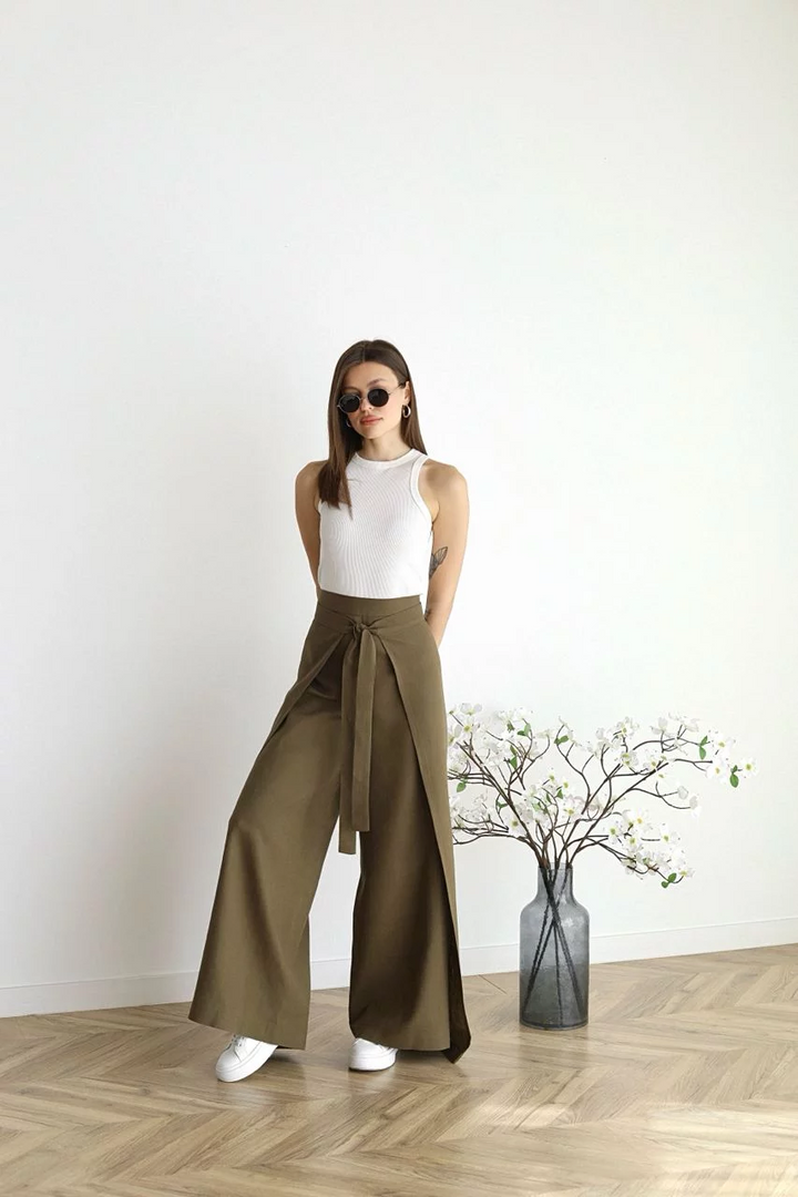 Emily & Isabella Brooks | Women's Wide-Leg Pants