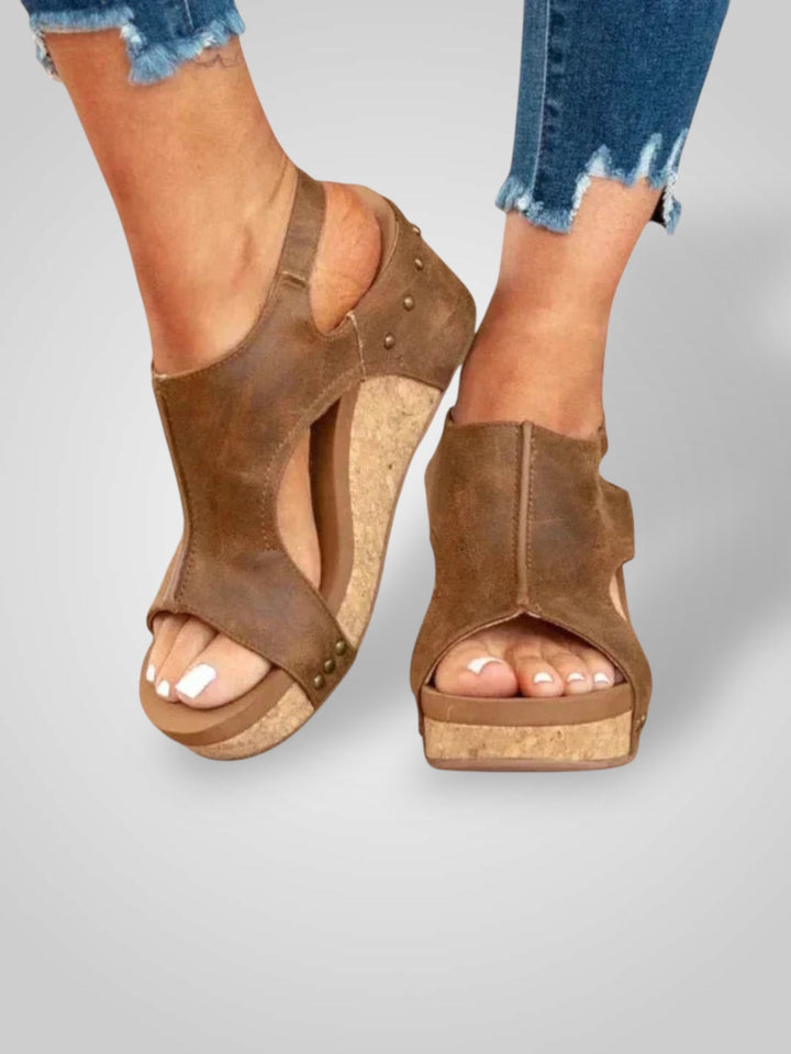 Emily & Isabella Brooks | Leather Orthopedic Sandals