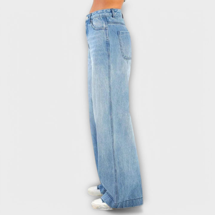 Emily & Isabella Brooks | Baggy Pants