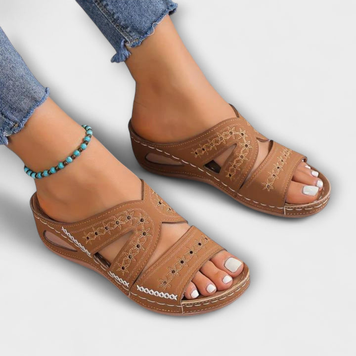 Emily & Isabella Brooks | Orthopedic Sandals in Comfortable Design