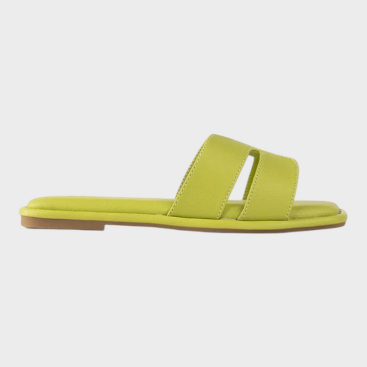 Emily & Isabella Brooks | Mint Clogs