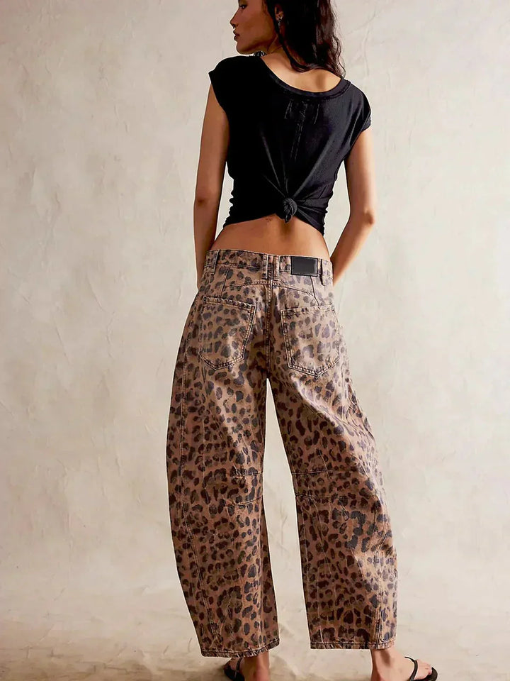 Emily & Isabella Brooks | Chic Barrel Jeans