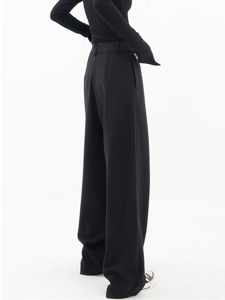 Emily & Isabella Brooks | Modern Baggy Pants