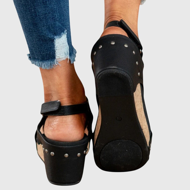 Emily & Isabella Brooks | Orthopedic Sandals