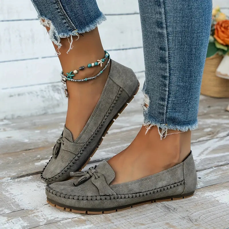 Emily & Isabella Brooks | Soft Moccasins