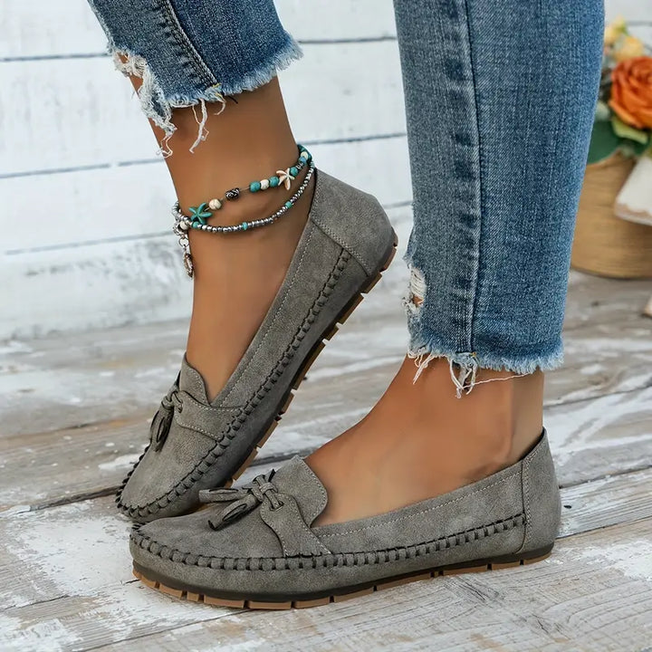 Emily & Isabella Brooks | Soft Moccasins
