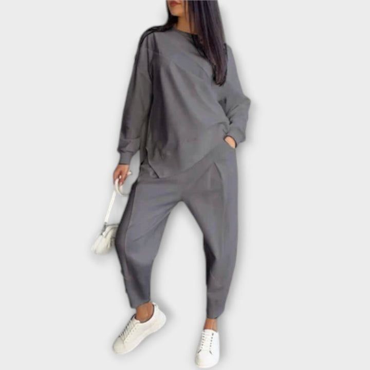 Emily & Isabella Brooks | Casual Two-Piece Set