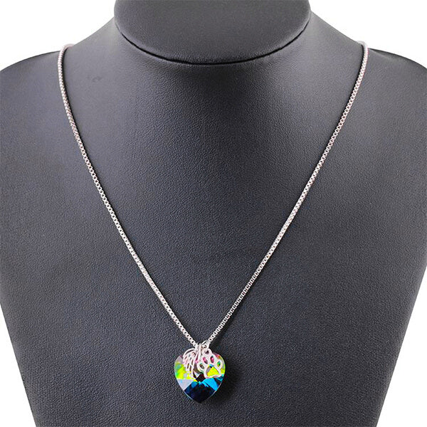 Emily & Isabella Brooks | Heart Pendant Necklace