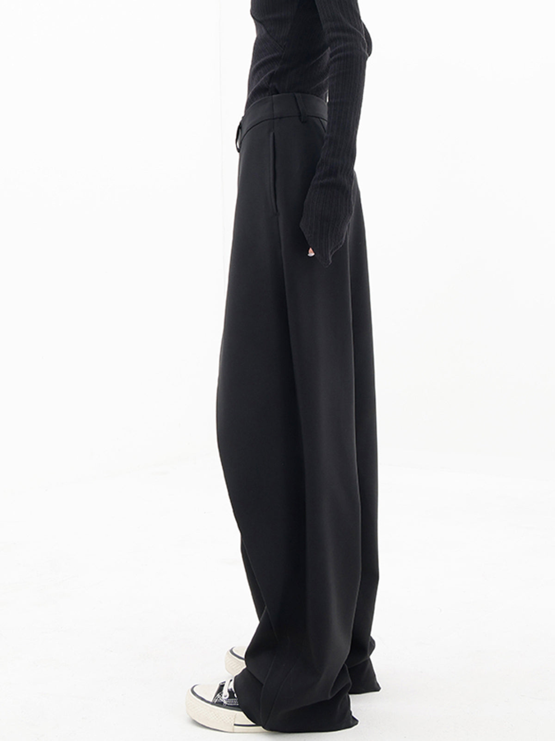 Emily & Isabella Brooks | Modern Baggy Pants