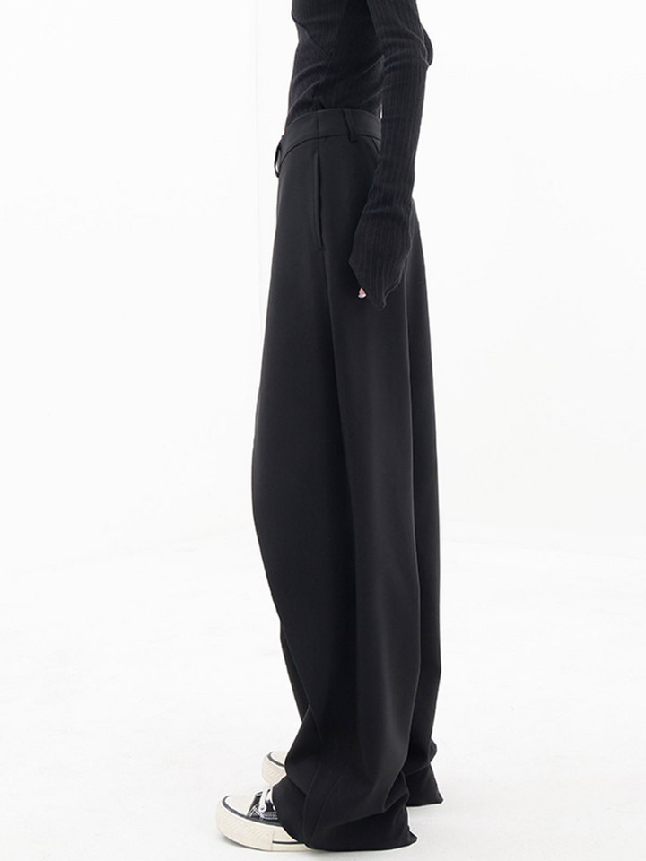 Emily & Isabella Brooks | Modern Baggy Pants
