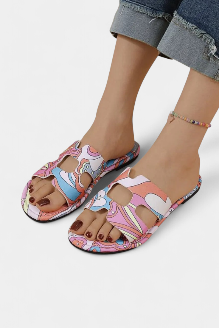 Emily & Isabella Brooks | Multicolored Flat Sandals with Tropical Print