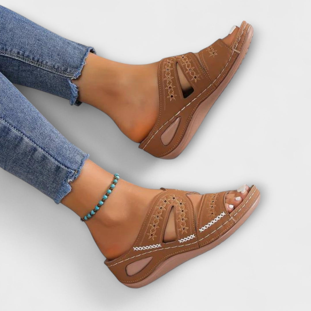 Emily & Isabella Brooks | Orthopedic Sandals in Comfortable Design