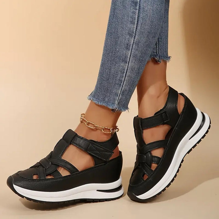Emily & Isabella Brooks | Comfort Sandals