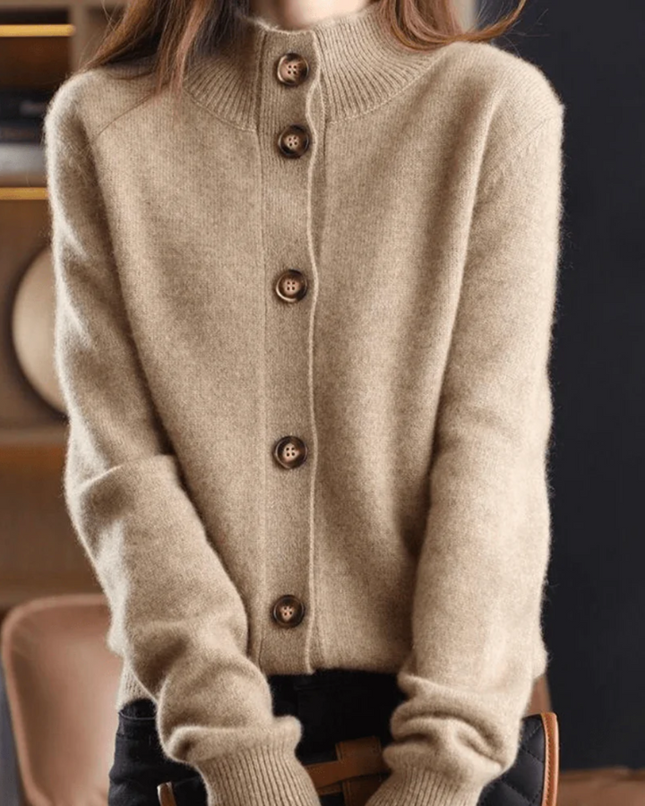 Emily & Isabella Brooks | Retro-Style Cardigan
