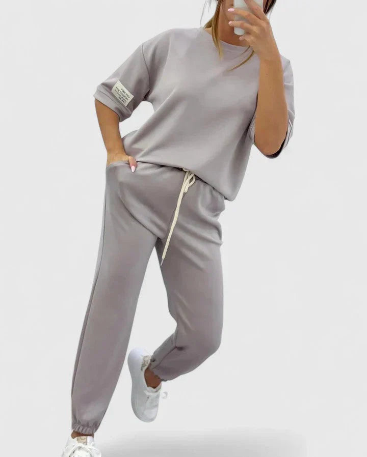 Emily & Isabella Brooks | Comfortable Two-Piece Set