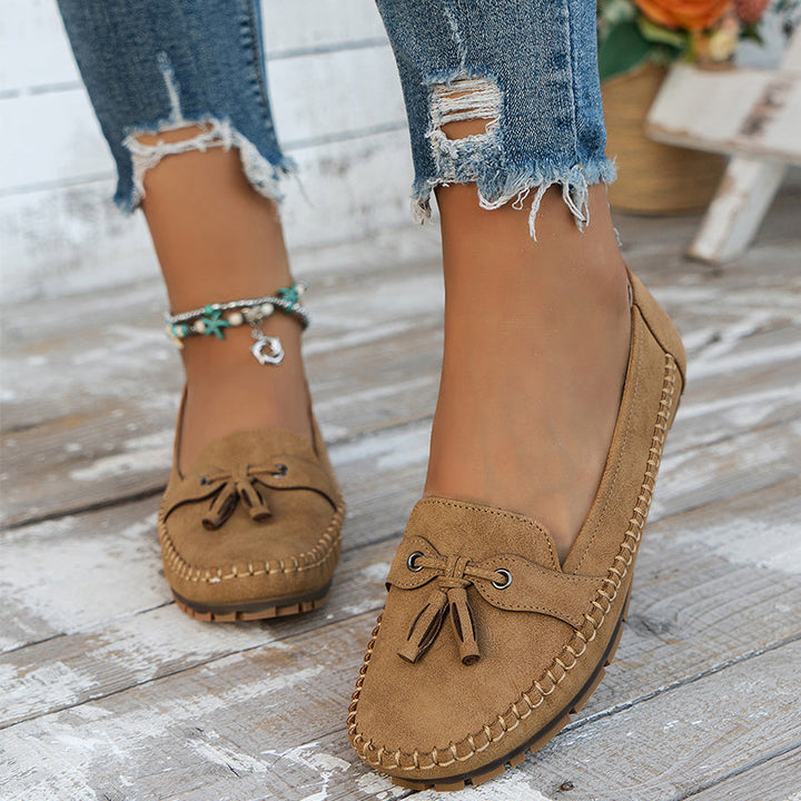 Emily & Isabella Brooks | Soft Moccasins