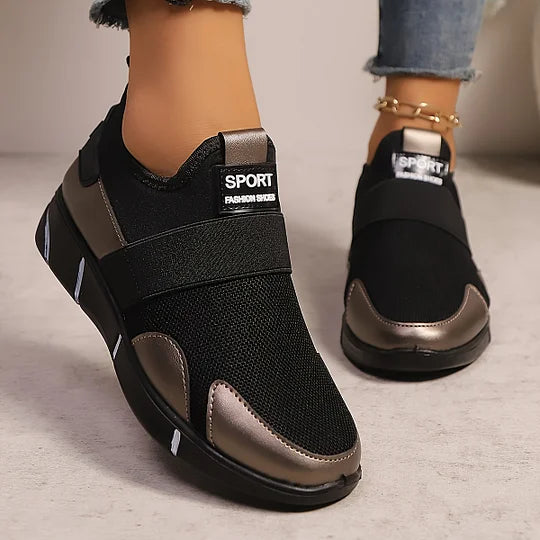 Emily & Isabella Brooks | Casual Sneakers