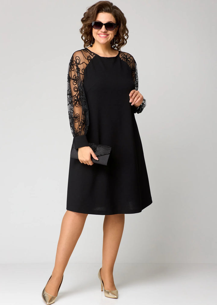 Emily & Isabella Brooks | Lace Dress