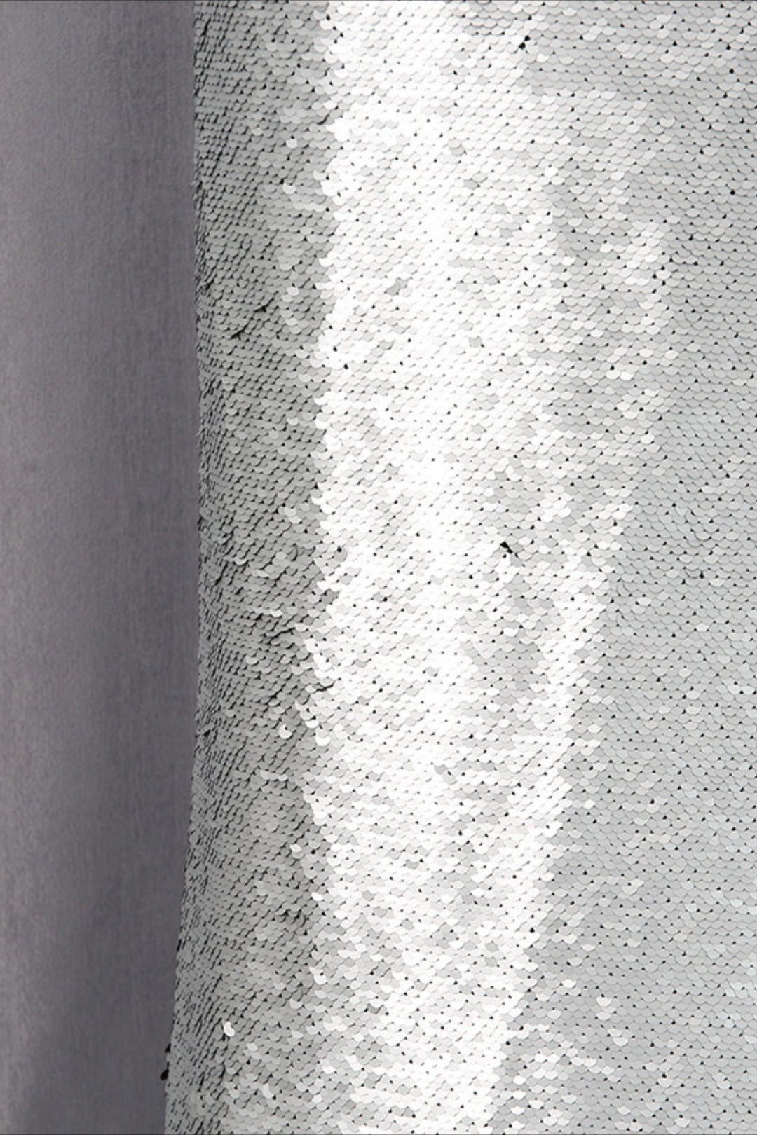Emily & Isabella Brooks | Metallic Sequin High Waisted Pencil Skirt