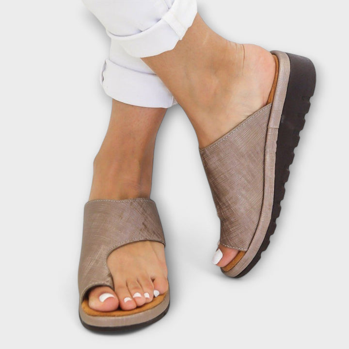 Emily & Isabella Brooks | Comfortable Orthopedic Sandals