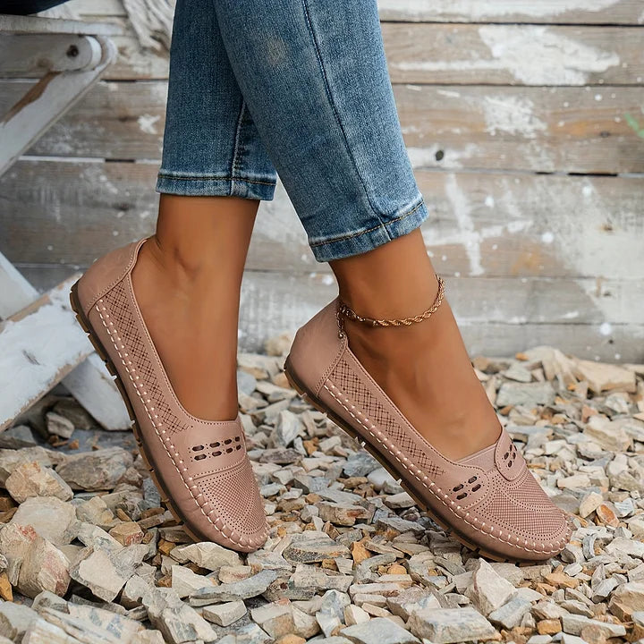 Emily & Isabella Brooks | Women’s Comfort Shoes