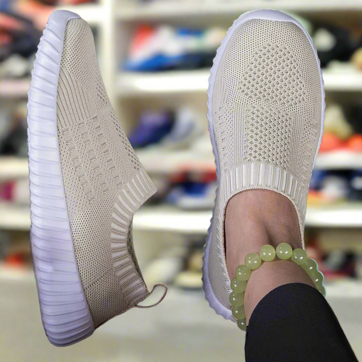 Emily & Isabella Brooks | Women's Comfort Shoes