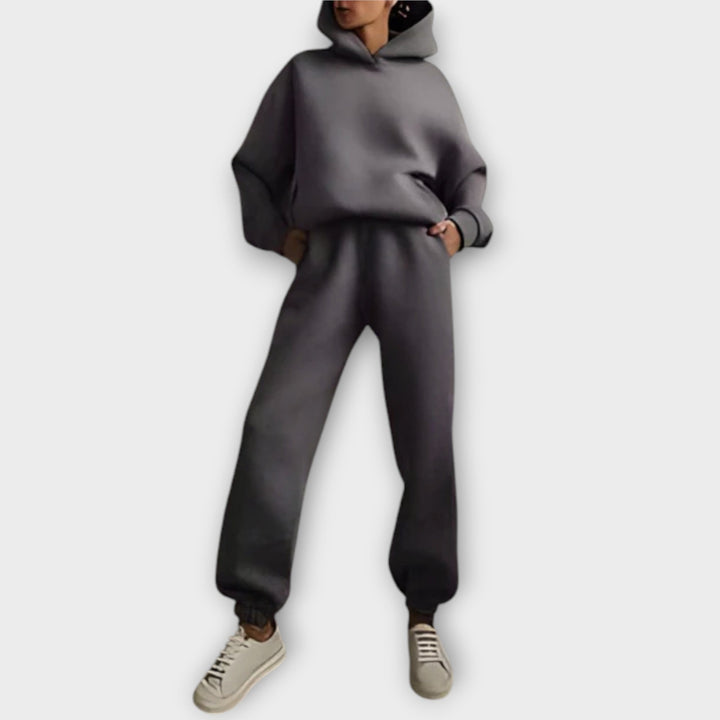 Emily & Isabella Brooks | Cozy Jogging Suit