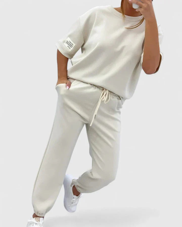 Emily & Isabella Brooks | Comfortable Two-Piece Set
