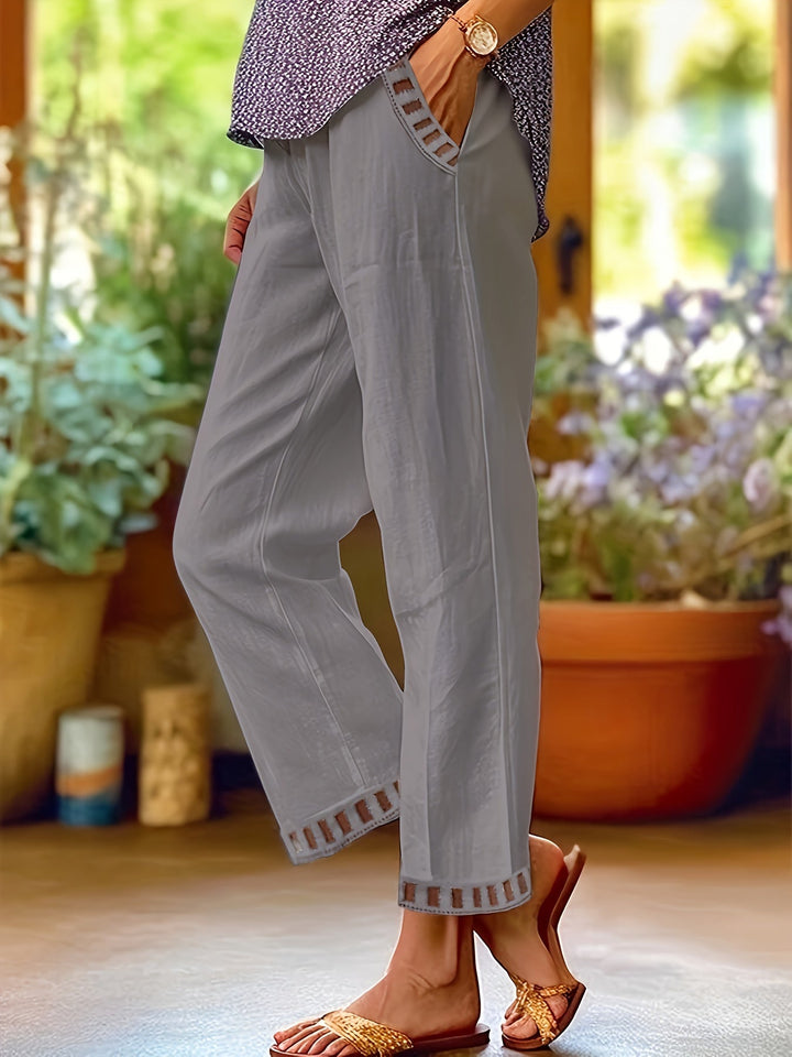 Emily & Isabella Brooks | Relaxed Contrast Trim Cropped Pants