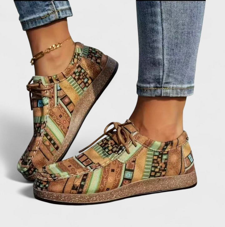 Emily & Isabella Brooks | Comfort Sneakers