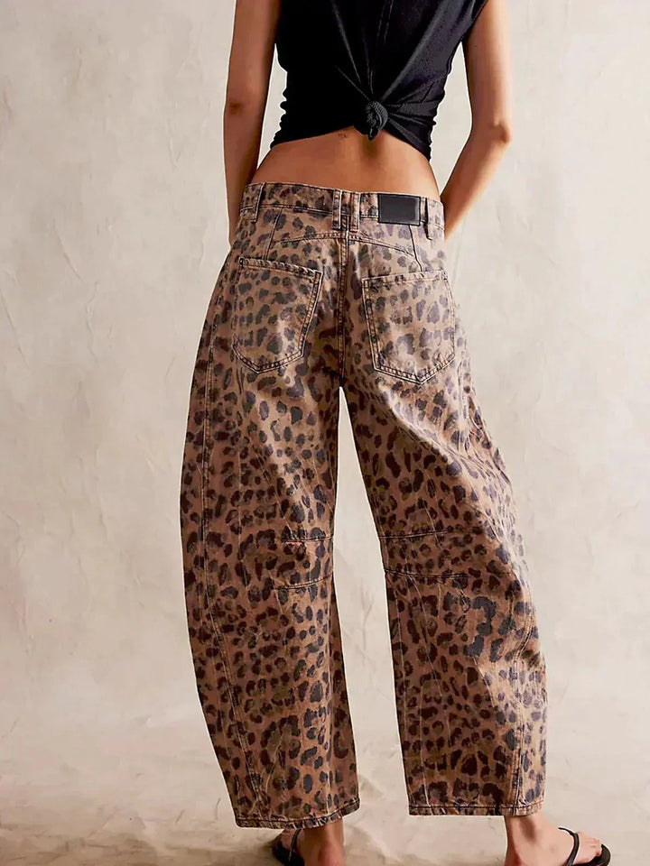 Emily & Isabella Brooks | Chic Barrel Jeans