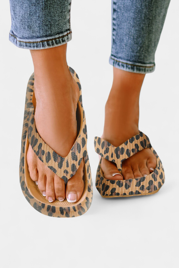 Emily & Isabella Brooks | Leopard Print Thick Sole Flip Flops