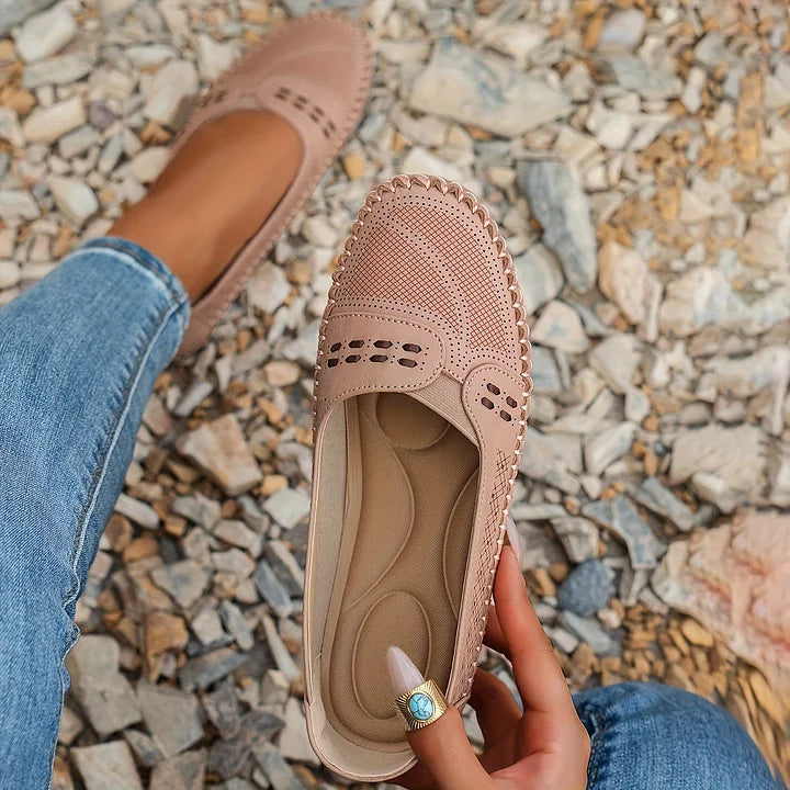 Emily & Isabella Brooks | Women’s Comfort Shoes
