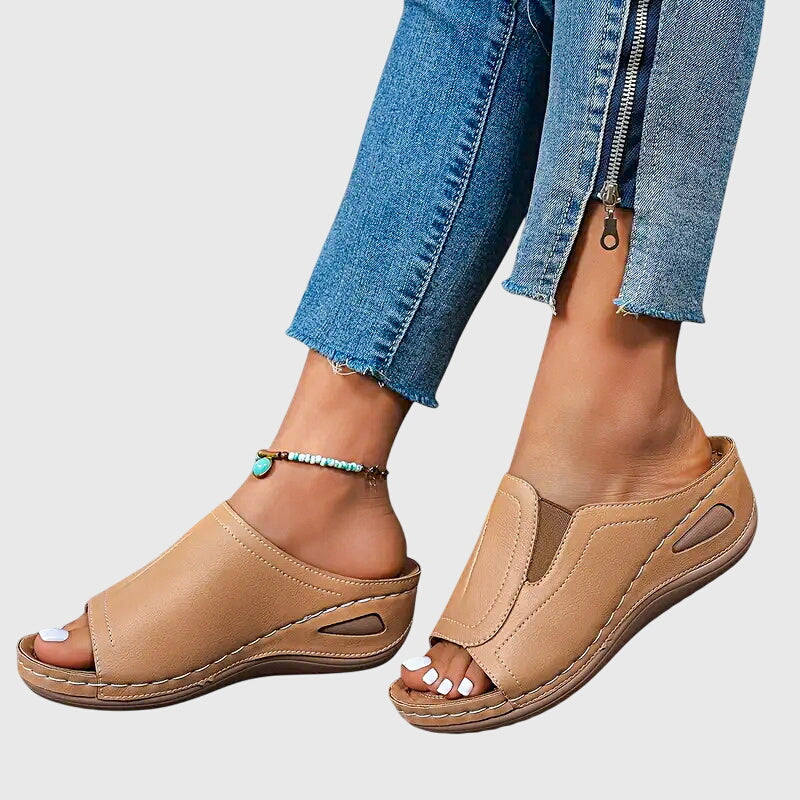 Emily & Isabella Brooks | Orthopedic Sandals