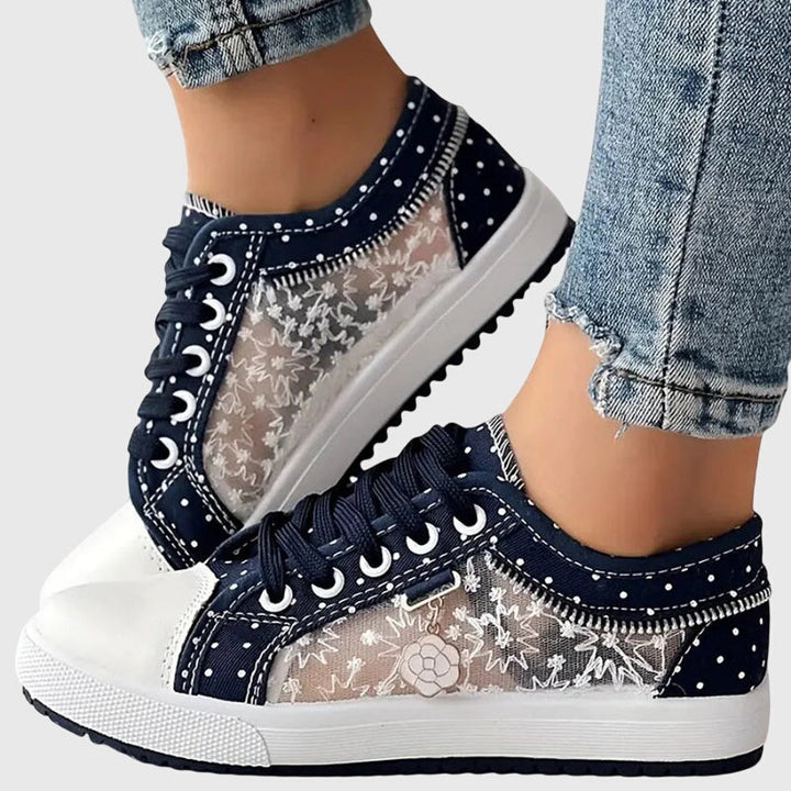 Emily & Isabella Brooks | Comfort Sneakers