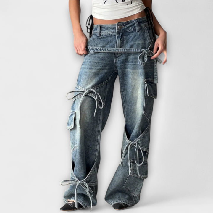 Emily & Isabella Brooks | Jeans with Knots
