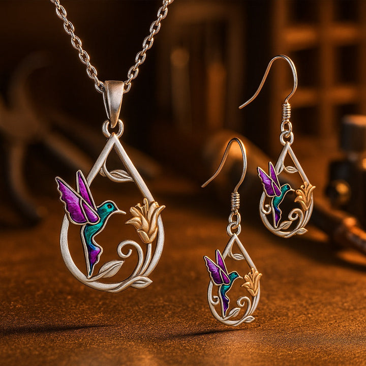 Emily & Isabella Brooks | Hummingbird Necklace with Earrings