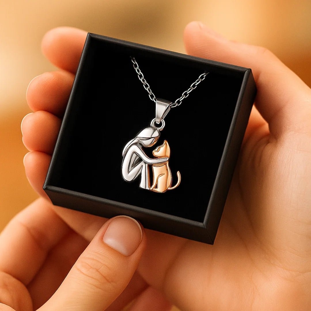 Emily & Isabella Brooks | Pendant Necklace