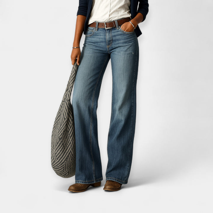 Emily & Isabella Brooks | Classic Jeans