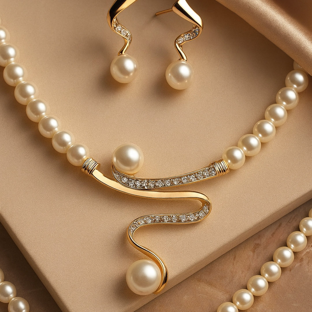 Emily & Isabella Brooks | Natural Pearl Necklace Set